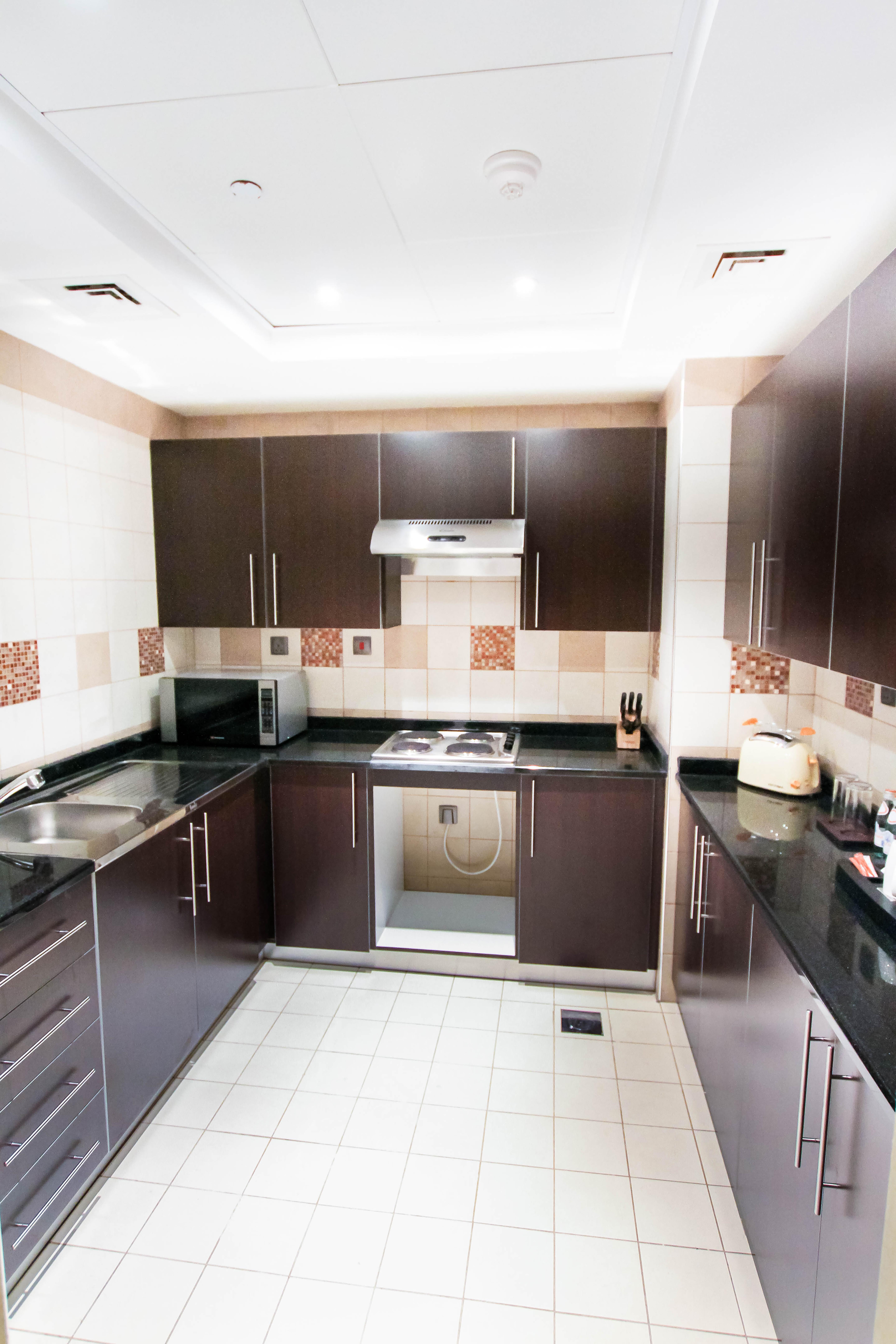 Danat Capital Hotel Абу Даби Екстериор снимка