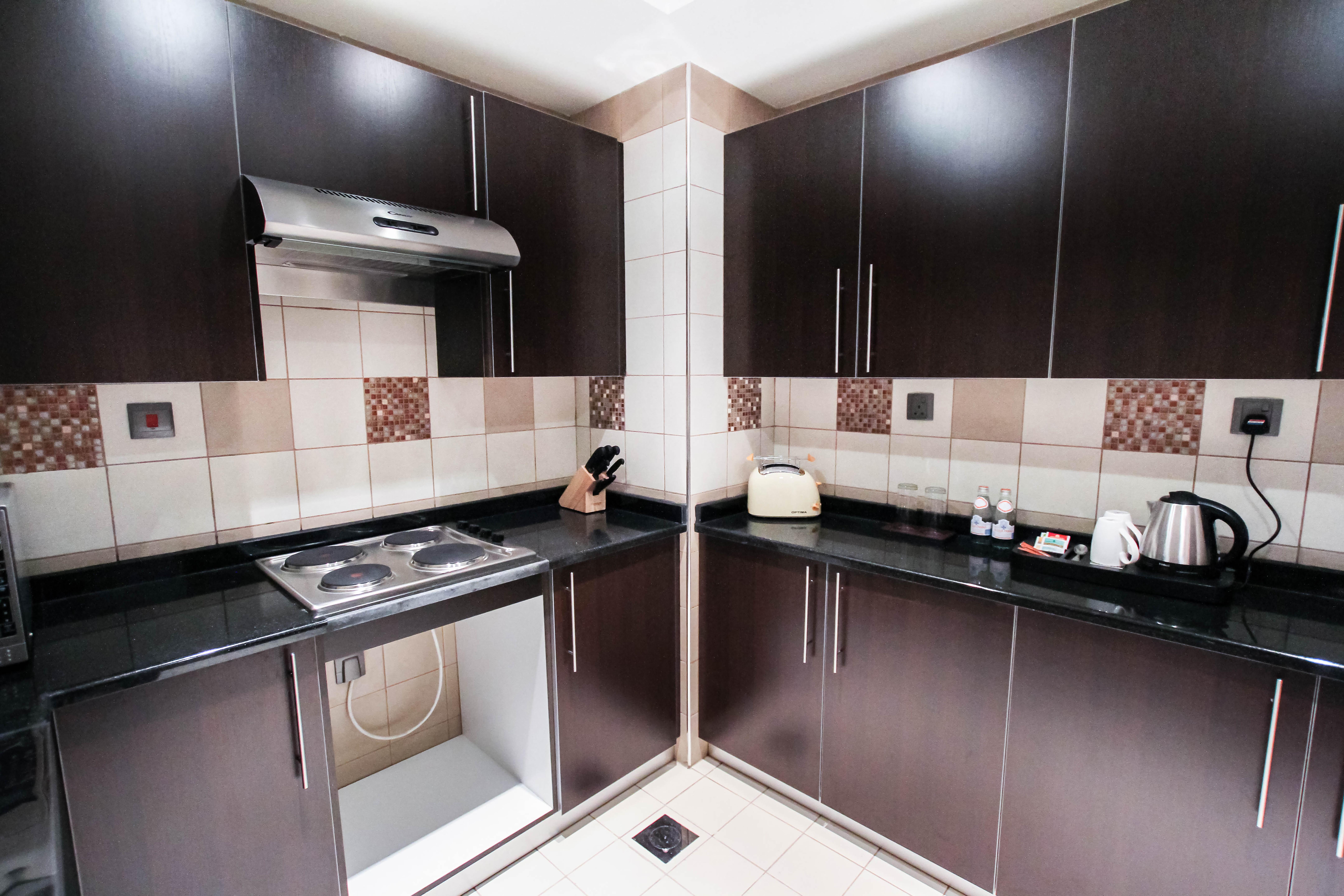 Danat Capital Hotel Абу Даби Екстериор снимка