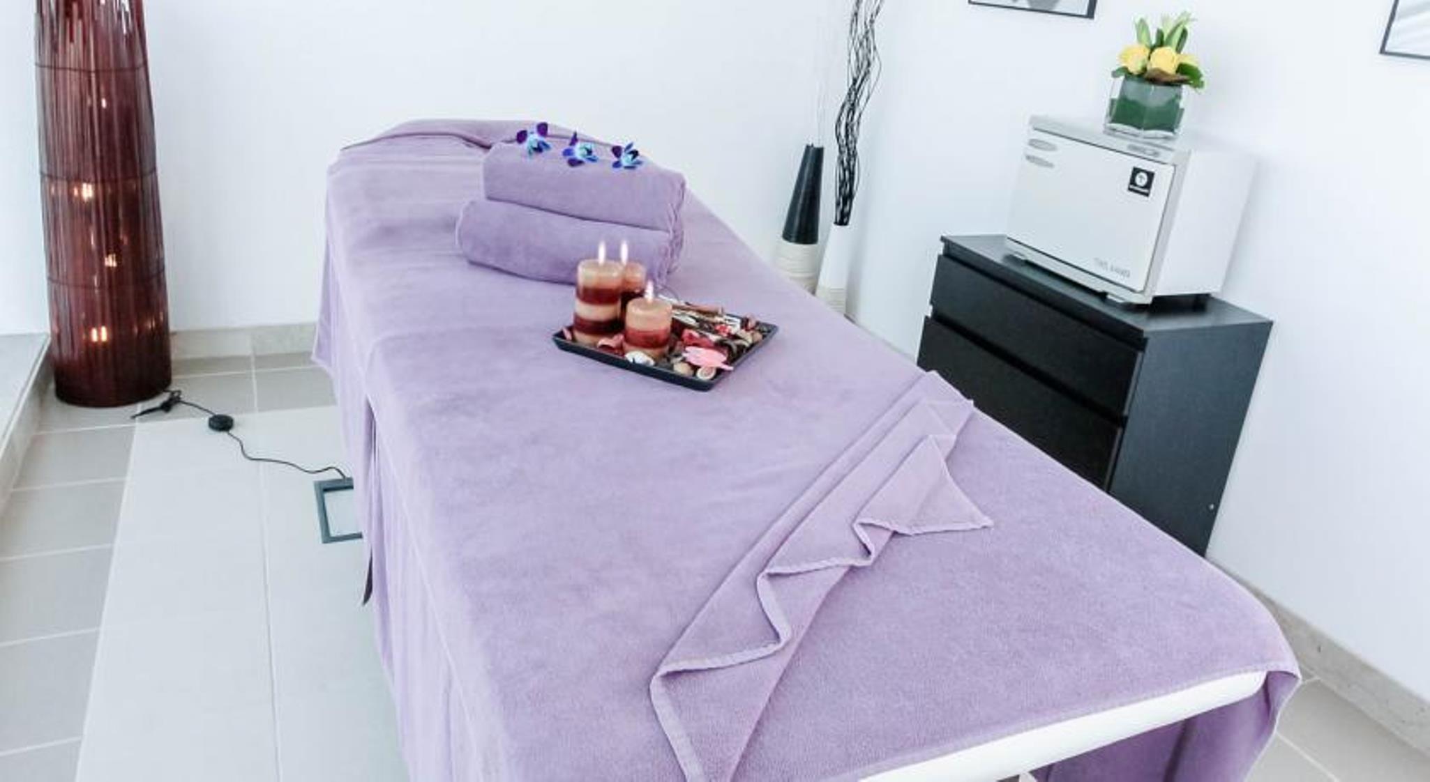 Danat Capital Hotel Абу Даби Екстериор снимка
